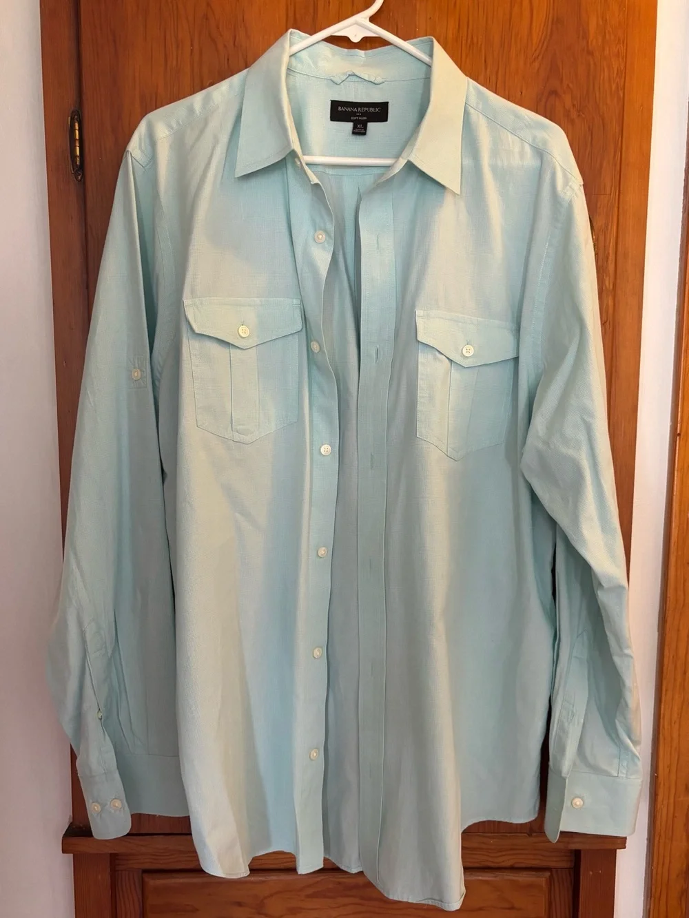 Banana Republic Light Blue Button Down Men's Dress Shirt
